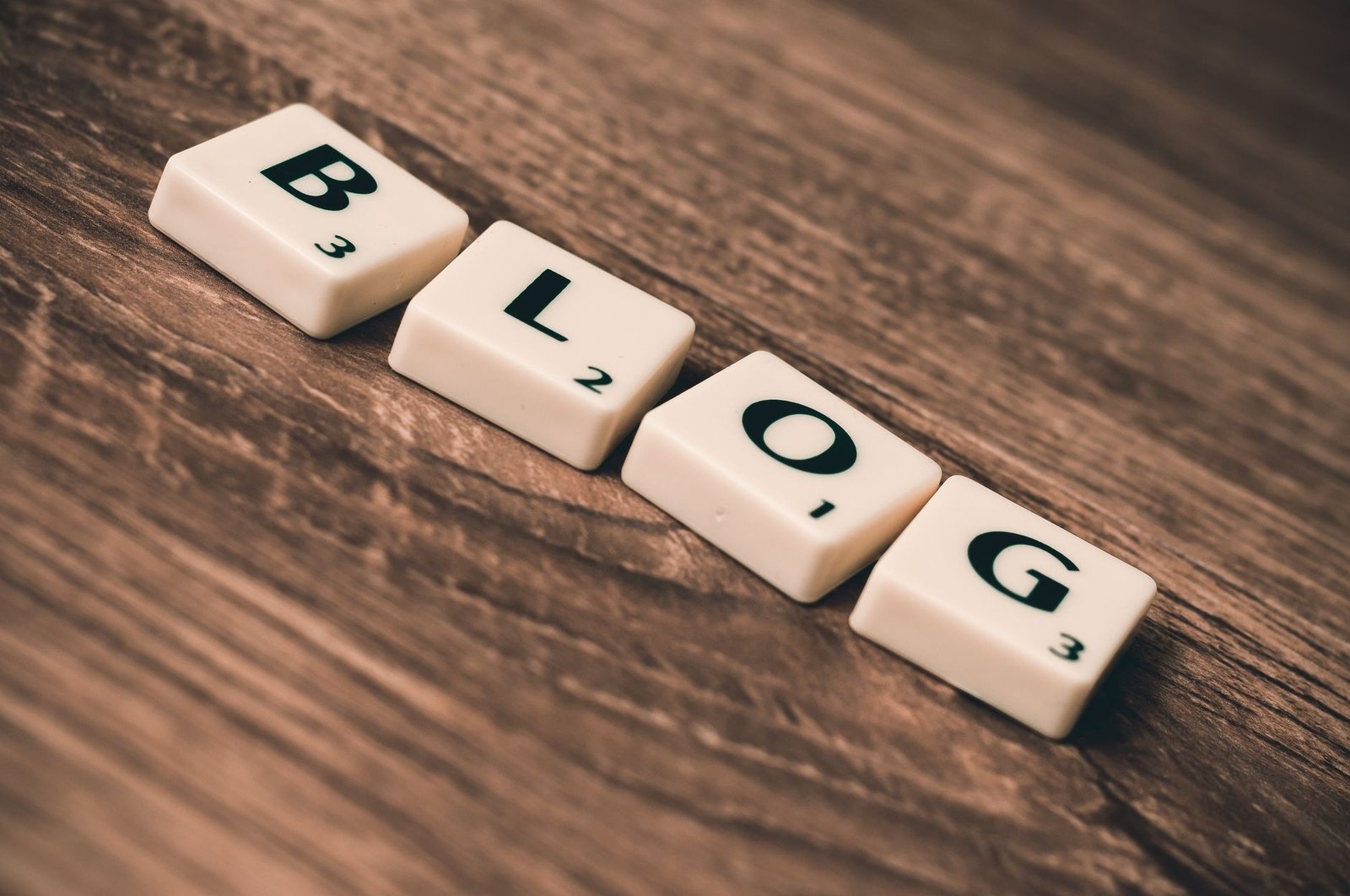 Best AI Tools for Blog Content Creation Compared