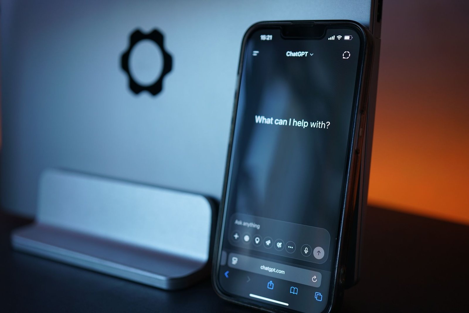 AI Assistant Showdown: Benchmarks, Cost, and Real-World Use - aidiscoverydigest